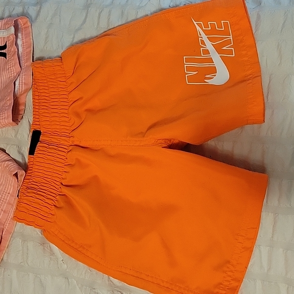 Swim trunks - Picture 3 of 3